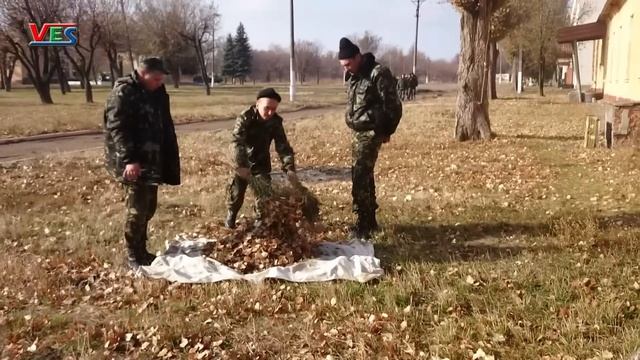 "Тяготы воинской службы" или ....!!!??? смотреть онлайн