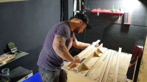 УДЛИНЯЕМ НОЖКИ ИЗ БУКА для кушетки в салон красоты