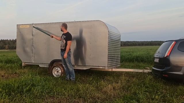 Прицеп для путешествий не капля. Дом на колёсах. Кепмер.
