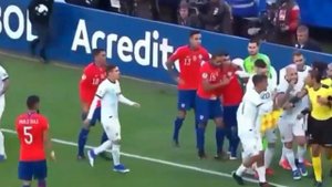 ДЕСЯТКИ БАРСЕЛОНЫ: РОНАЛДИНЬО vs МЕССИ - Один на один