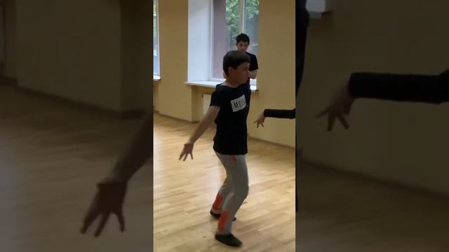 Зажигательная лезгинка . Полное видео на канале??? #яипапа #лезгинка #танцы