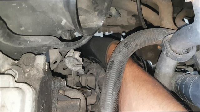 Onde fica o Motor de arranque do Clio 1.6 16v motor k4m? смотреть онлайн