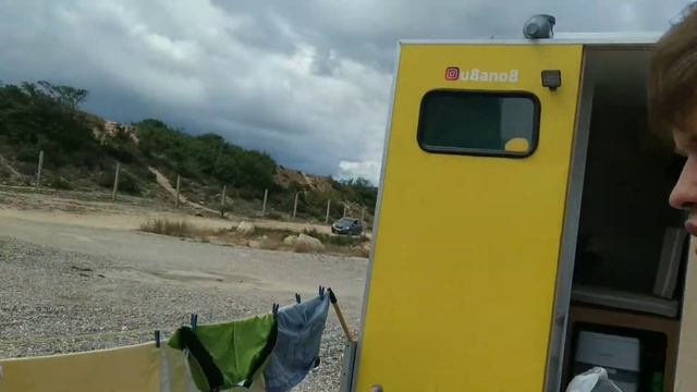 Где постирать одежду в путешествии? смотреть онлайн