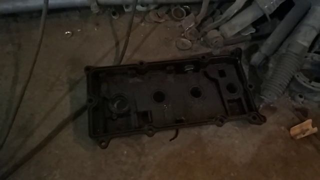 Ниссан Икстрейл-NISSAN X-TRAIL кузова NT-30 замена сальников на клапанной крышке. Двигатель QR- смотреть онлайн