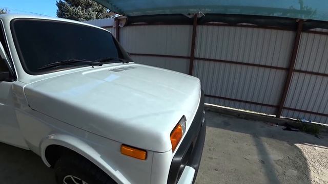 Первые доработки в НИВЕ после покупки. Заклеил, небольшое занижение, убираем лишнее. смотреть онлайн