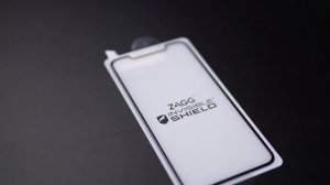 Защитное стекло для iPhone: Как выбрать и поклеить?