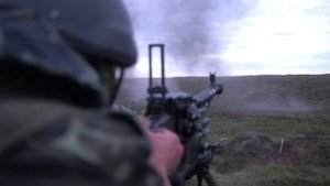 Песня: Чужая сторона (Давит на плечи автомат)