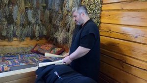 Короткие бамбуковые веники в бане.