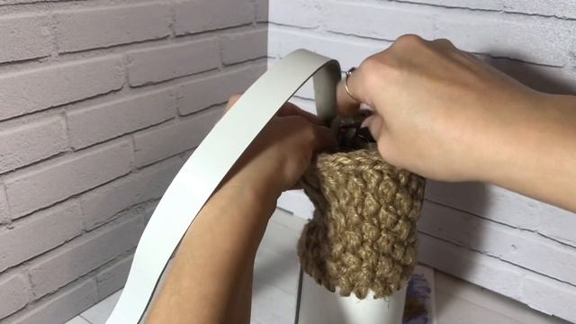 Крепим кожаную фурнитуру на чехол для бутылки смотреть онлайн