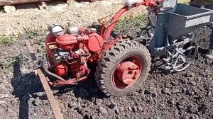 Посадка картофеля мотоблоком МТЗ-05, 2024 г.