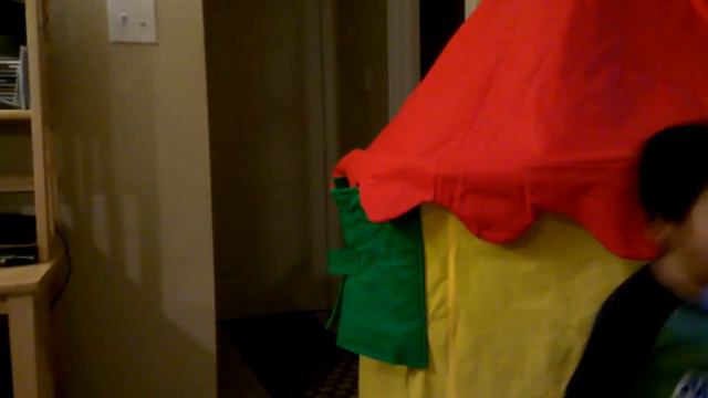 Grandma gets scared instead of kids смотреть онлайн