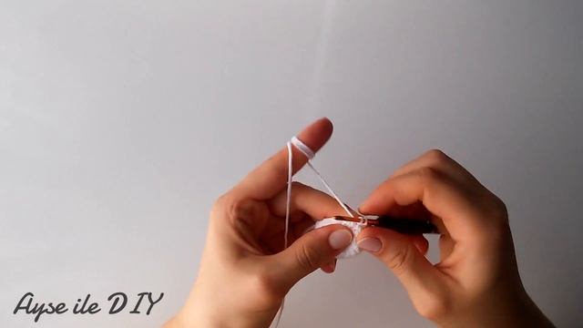 (Amigurumi) Hello Kitty Kedi Yapımı 2. Bölüm - Kulak ve Bacak Yapımı, Örme Bebek 2/4 смотреть онлайн