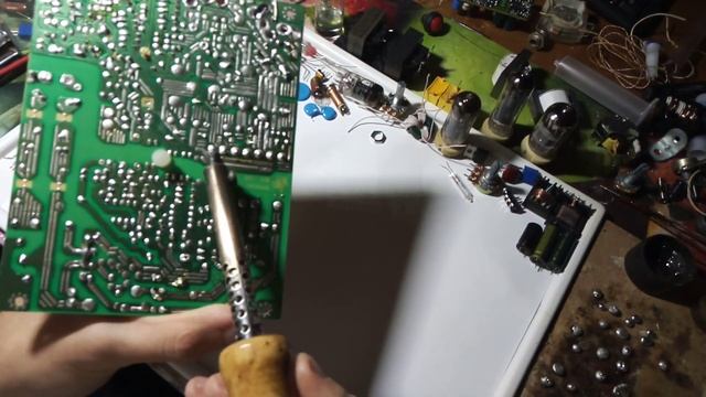 Гайд по выпаиванию многоногих деталей смотреть онлайн