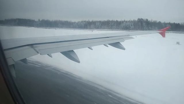 УРАЛЬСКИЕ АВИАЛИНИИ / РЕЙС СУРГУТ-МОСКВА