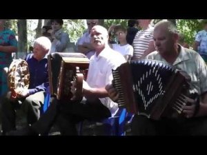 Послушайте елецкую роялочку да усманскую матанечку!