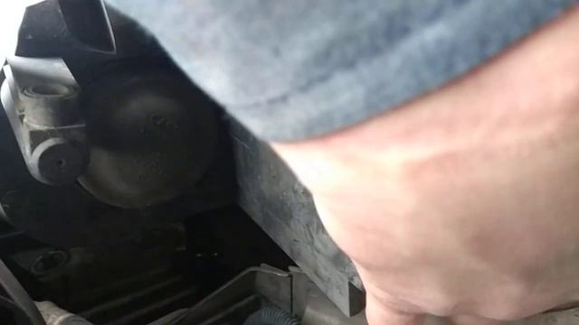 Замена авто лампы (P) ближнего света на опель зафираB смотреть онлайн