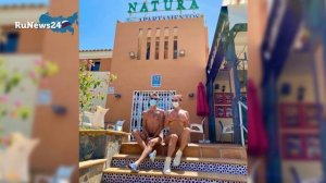 Алексей Панин прогулялся по Испании без трусов