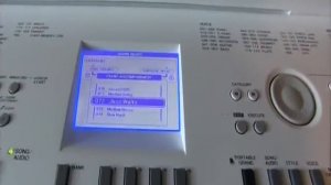 YAMAHA DGX 650 + PLUSE SPEAKERS IN THE UK NOW