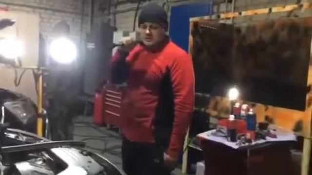 В автосервисе Батя все решит смотреть онлайн