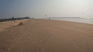 Пешком по пляжу ГОА от Арамболя до Морджима под звуки моря. Индия ☀️?