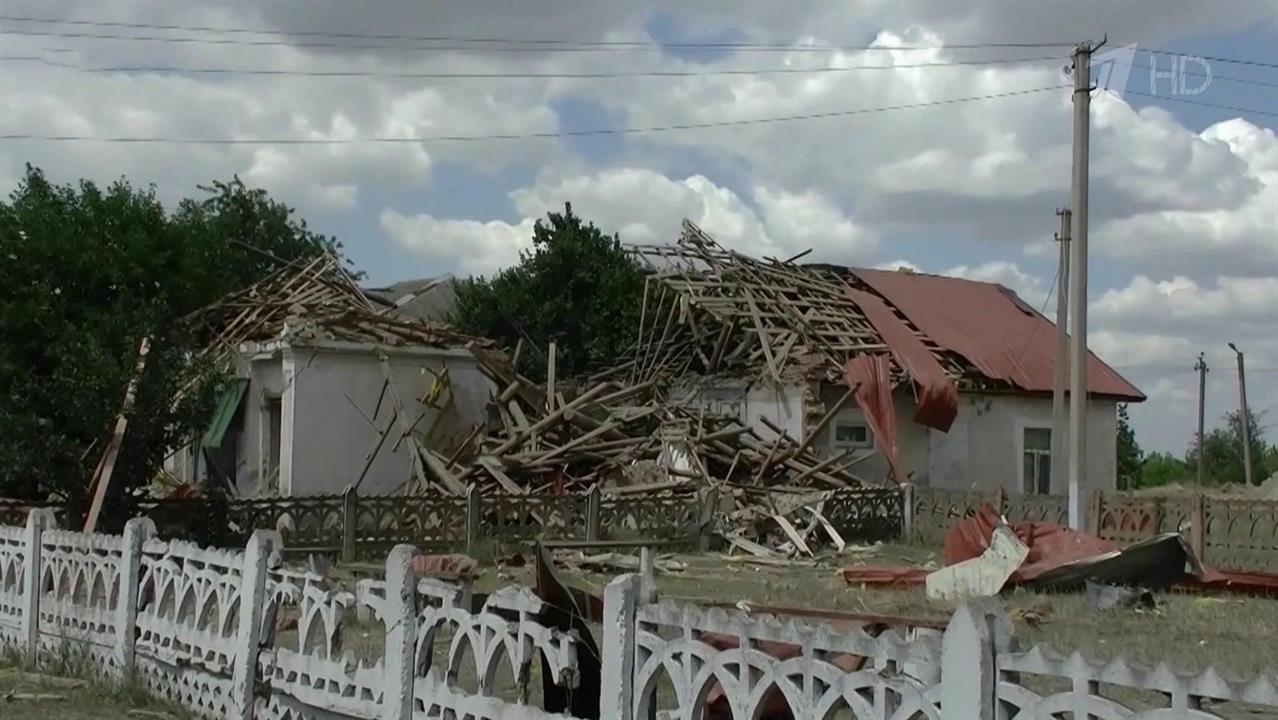 Украинские националисты возобновили обстрелы населенных пунктов Донбасса