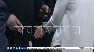 На педагога, бросившего подопечного ребенка в горящем доме, надели наручники