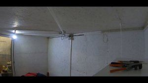 ?Ремонт комнаты отдыха ?в гараже минус 8 , топим печь?