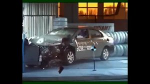 Краш тесты китайских и русских авто