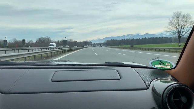 Manual Ferrari 599 GTB on the Autobahn смотреть онлайн