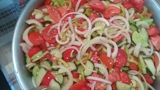 Салат из детства, по маминому рецепту, без уксуса. смотреть онлайн