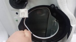 Замена штатных динамиков в Ford Kuga 2 на DL Audio Barracuda 165