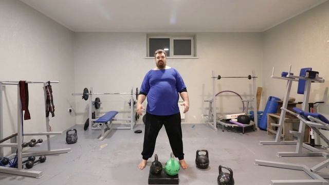 Про работу с парными гирями и жим 32+16). смотреть онлайн