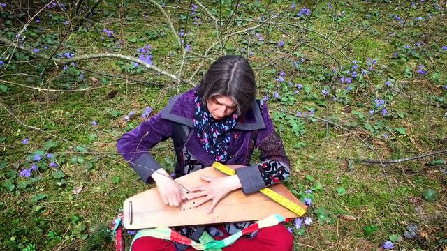 «Родятся звуки» - песня прд гусли. С.Виноградова. смотреть онлайн