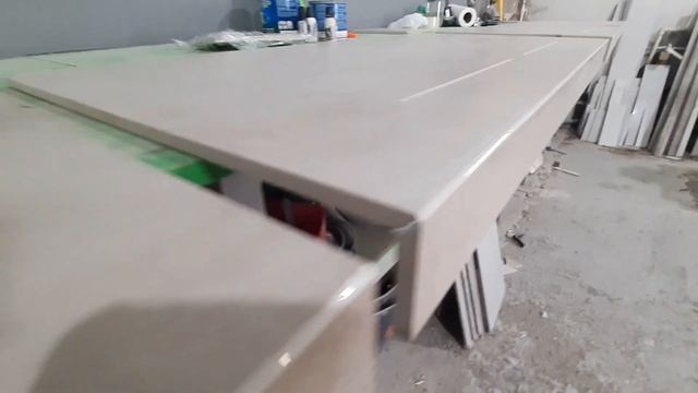 ? подоконники из керамогранита с пропилами под вентиляцию бататарей?? ✅изготовление под заказ✅ смотреть онлайн