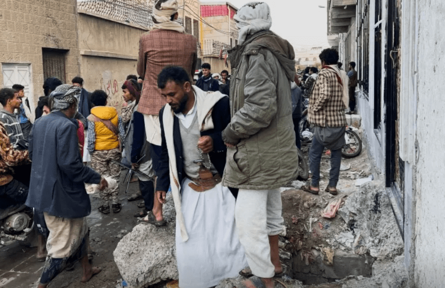 Благими намерениями… 80 человек погибли в давке за деньгами в Йемене