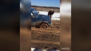 Сравнение Нивы на штатной резине и МТ