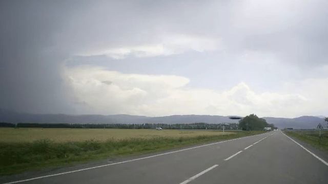 НЛО (летающая тарелка, круги на полях, инопланетяне, пришельцы, греи, уфология) смотреть онлайн