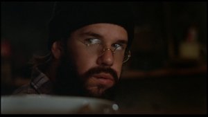 Чтобы лучше изучить повадки диких волков, нужно питаться как они. Фильм - Не кричи Волки! 1983.