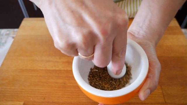 ЦУЙВАН - монгольская домашняя лапша с мясом и овощами. Простой рецепт, очень вкусного блюда. смотреть онлайн