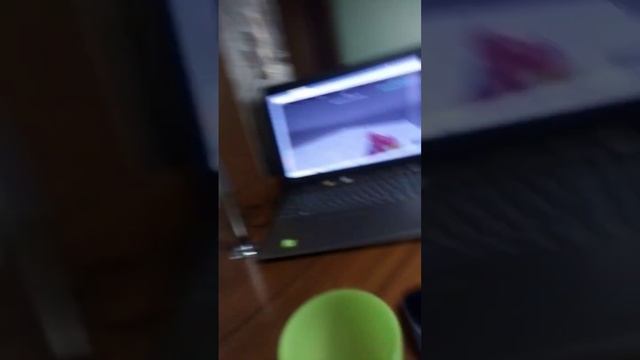 Подписуйтесь на моём канале будет скоро много людей и классных видео смотреть онлайн