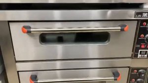 Шкаф пекарский электрический двухуровневый. Жарочный шкаф