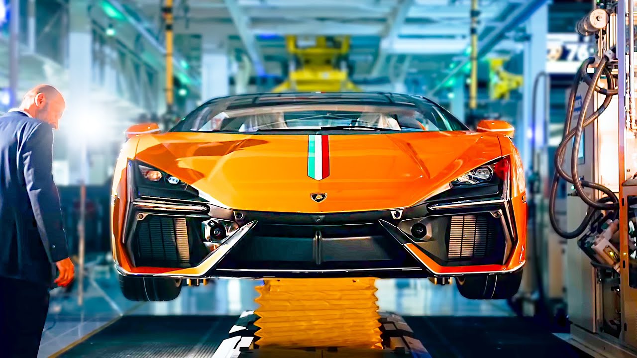 Производство нового суперкара Lamborghini Revuelto 2024 года (преемника Aventador) в Италии
