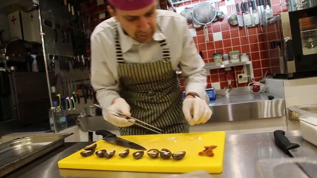 СЛИВА с ЧЕСНОКОМ смотреть онлайн