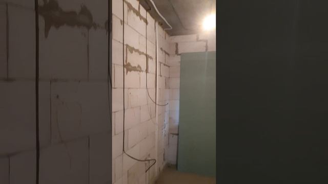 Обзор промежуточного этапа ремонта дома в п. Российский. Площадь -130 кв. м. БЕЗ дизайн-проекта.