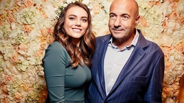 Дочь Игоря Крутого ошеломила поклонников откровенным фото. А что скажет отец? смотреть онлайн