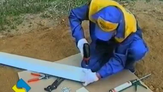 Монтаж водостоков прямоугольного сечения - подробная видео инструкция