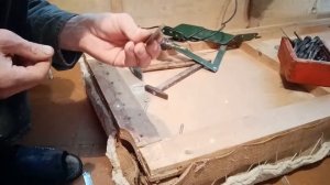 ремонт боковины дивана, укрепление механизма разложения.