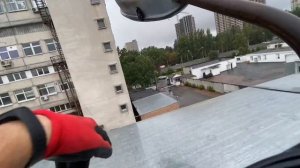 Монтаж на крыше оптоволокна для интернета