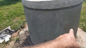 Декорирую колодец.