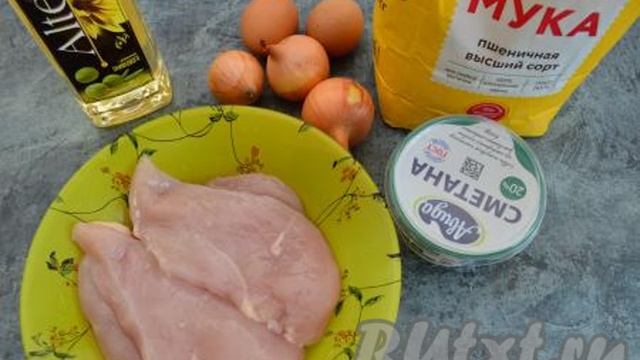 Ленивые пельмени в сметанном соусе в духовке